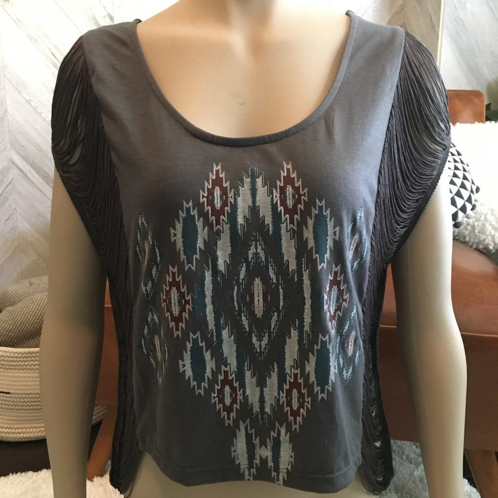 BLACK POPPY FRINGE SIDE TOP ✨NWOT✨